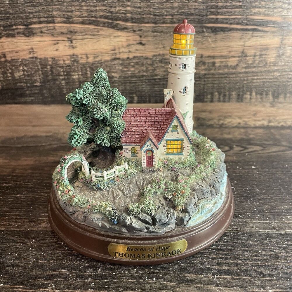 Thomas Kinkade “Beacon of Hope” Illuminated Lighthouse Cottage Figurine Works